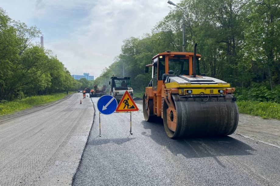 Асфальтирование дороги к ТЭЦ-2 начали в Петропавловске-Камчатском. Фото: kamgov.ru. Фотография 5