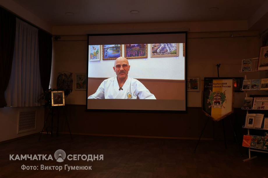 Юбилейный творческий вечер писателя Геннадия Струначева-Отрока. Фоторепортаж . Фото: Виктор Гуменюк. Фотография 12