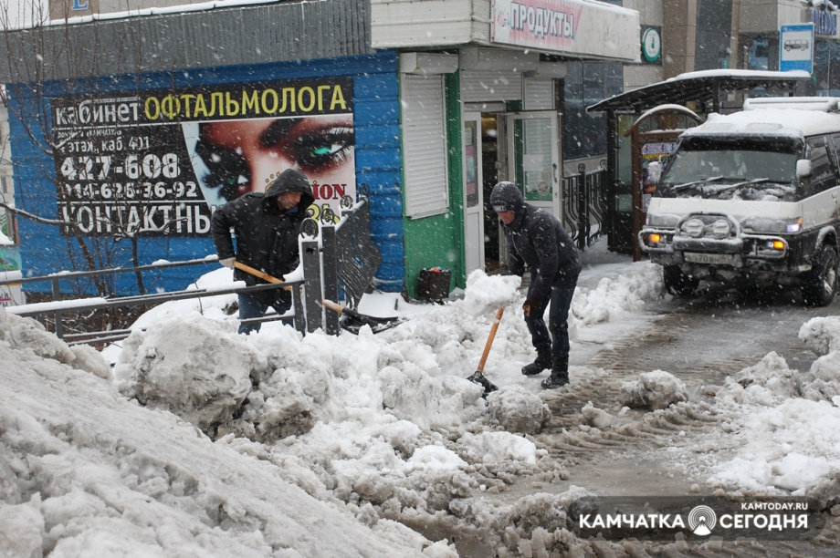 Апрельский снег. Фото: Виктор Гуменюк / информационное агентство "Камчатка". Фотография 1