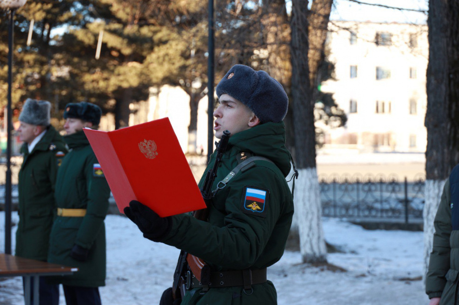 Молодые солдаты Космических войск России приняли присягу. Фото: Администрация ЕМР. Фотография 8
