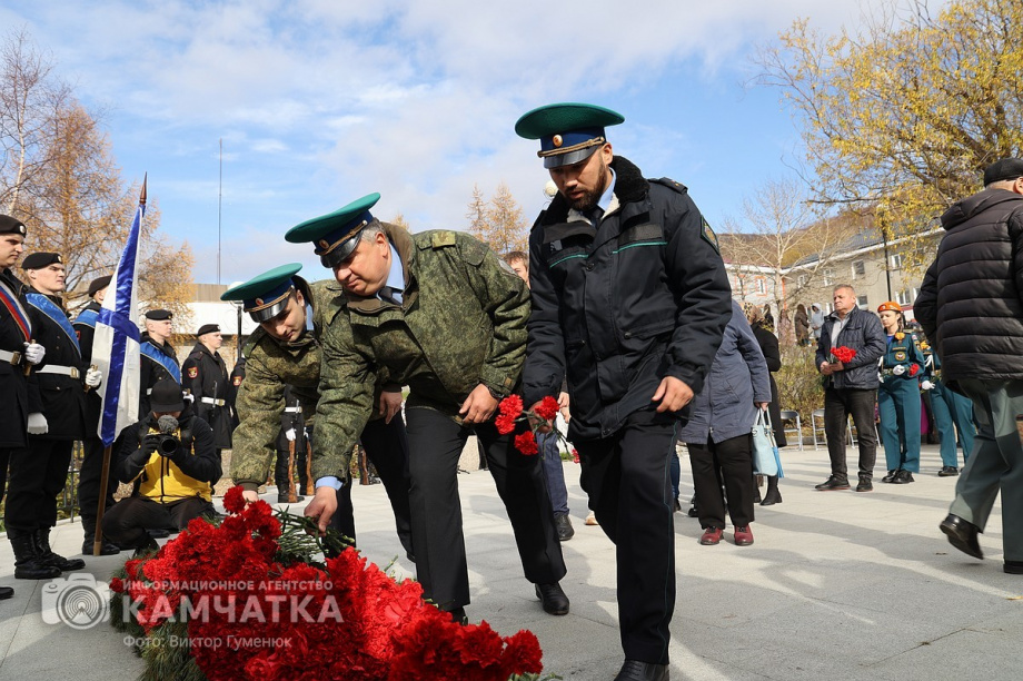 В честь 284-й годовщины со дня основания города в Петропавловске-Камчатском прошли праздничные мероприятия (фоторепортаж). Фото: ИА «Камчатка» \ Виктор Гуменюк. Фотография 65