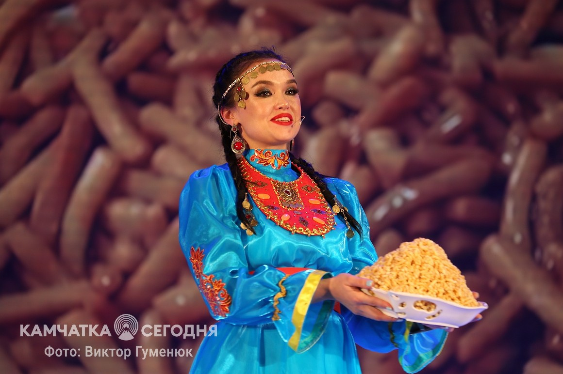 Финал конкурса «Этнокрасавица-2022» на Камчатке. Фоторепортаж. Фото: Виктор Гуменюк. Фотография 75