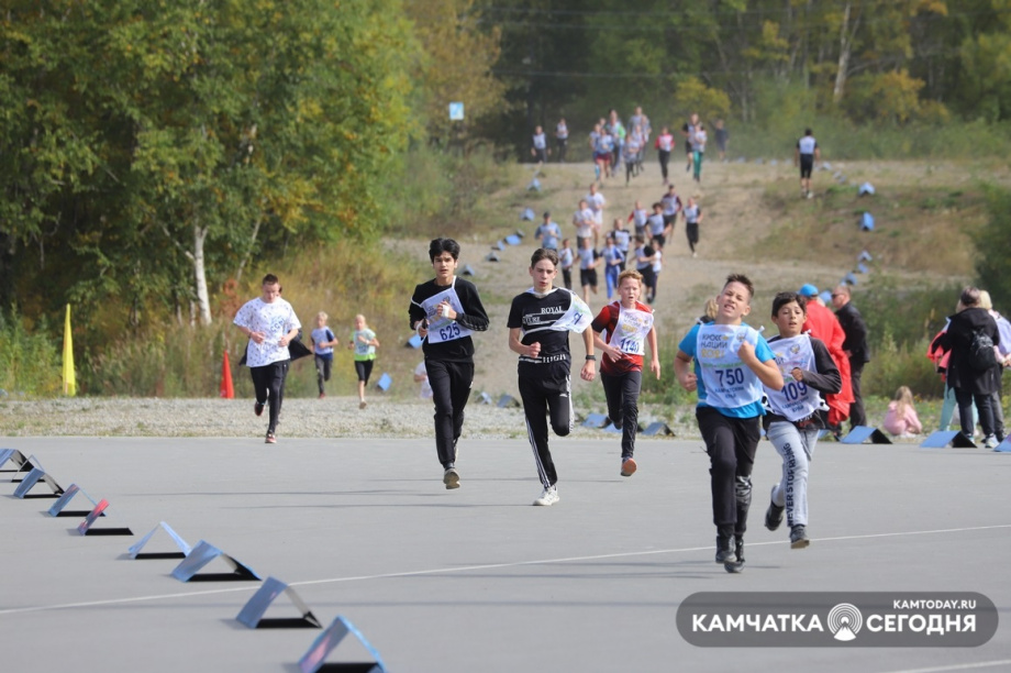«Кросс нации 2021»: фоторепортаж Виктора Гуменюка. Фото: Виктор Гуменюк / информационное агентство «Камчатка». Фотография 40