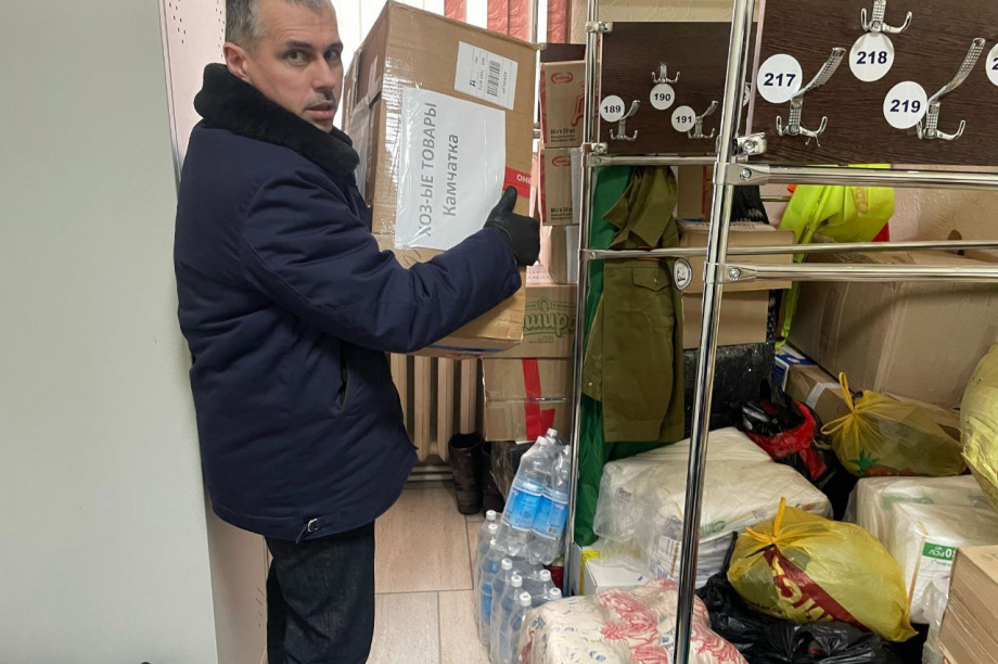 Камчатские лесники отправили в зону СВО большую партию  гуманитарной помощи. Фото: kamgov.ru. Фотография 4