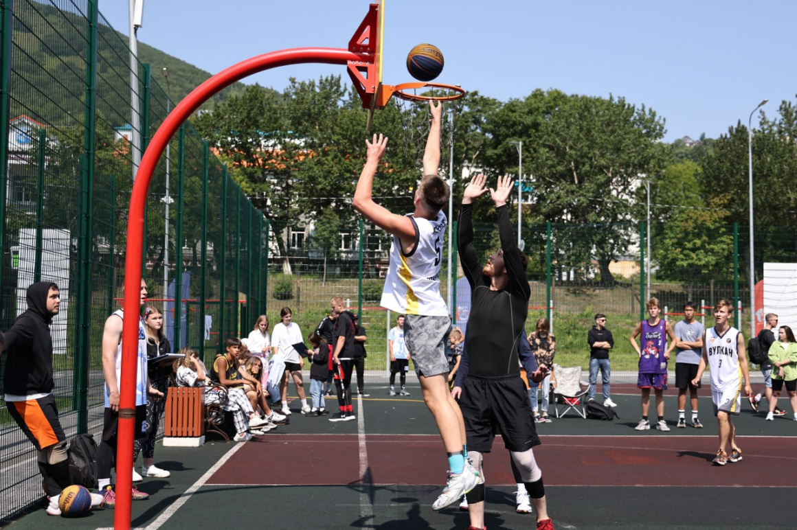 Соревнования по баскетболу на Камчатке. Фоторепортаж . Фото: Роман Бавыкин. Фотография 17