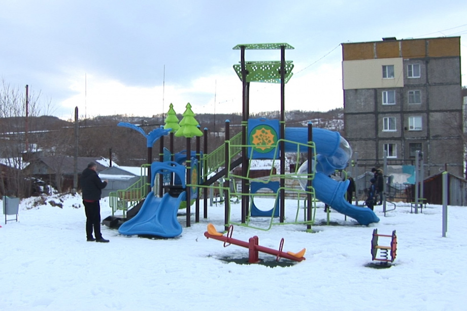 Народные ревизоры проверили новые детские площадки на Камчатке. Фото: kamgov.ru. Фотография 1
