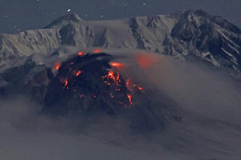 Вулкан Шивелуч на Камчатке готовится к мощному извержению - учёные . Фото: Юрий Демянчук. Фотография 2