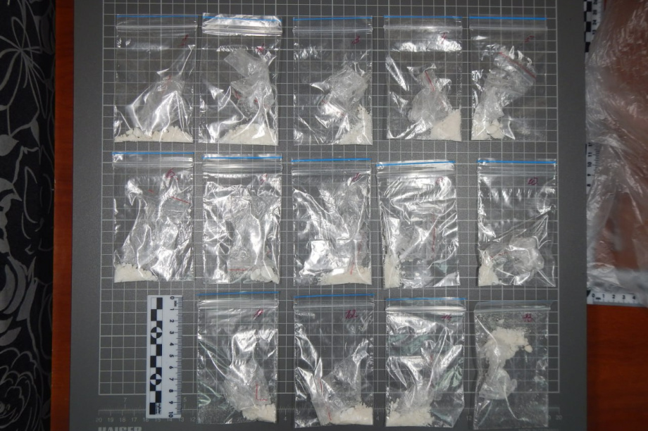 «Синтетический бизнес» сахалинца прервали камчатские оперативники  . Фото: УМВД России по Камчатскому краю. Фотография 3