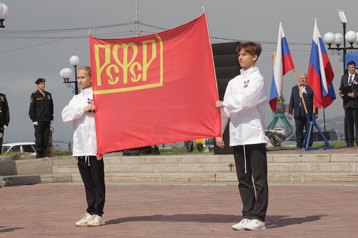 День флага отметили на Камчатке. Фоторепортаж. Фото: Виктор Гуменюк/ ИА "Камчатка". Фотография 41