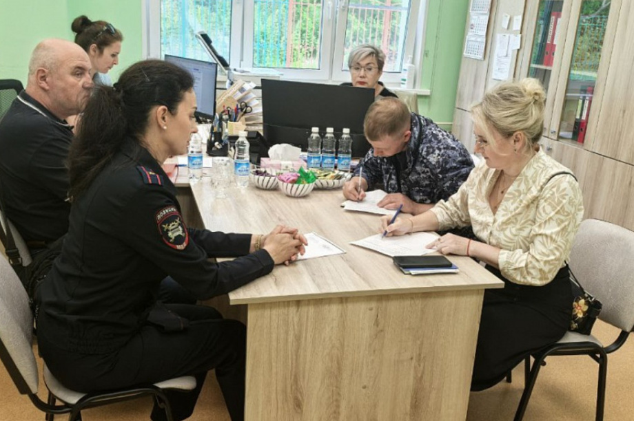 Петропавловск-Камчатский готовится к новому учебному году. Фото: Администрация ПКГО. Фотография 7