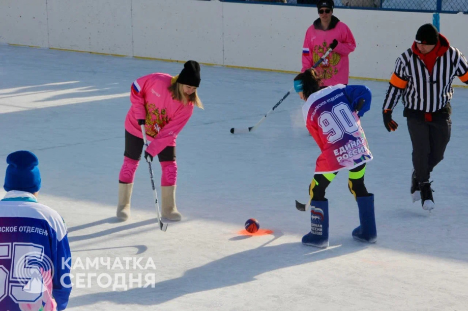  «Булавка» оказалась острее: итоги турнира по хоккею в валенках. Фоторепортаж. Администрация Мильковского МО. Фотография 12