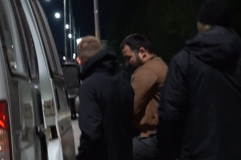 На Камчатке пресечено более ста нарушений миграционного законодательства . Фото: УМВД России по Камчатскому краю. Фотография 7