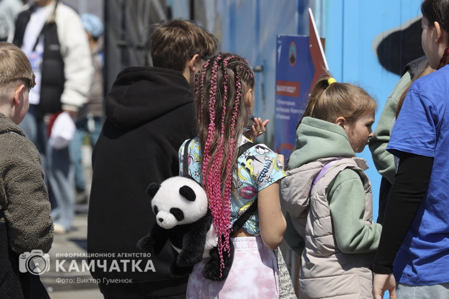 Фестиваль детства и юности к Международному дню защиты детей провели на Камчатке. Фото: ИА «Камчатка»\Виктор Гуменюк. Фотография 35