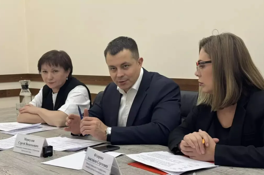 Власти Камчатки помогают решать проблемы участников СВО в ручном режиме. kamgov.ru