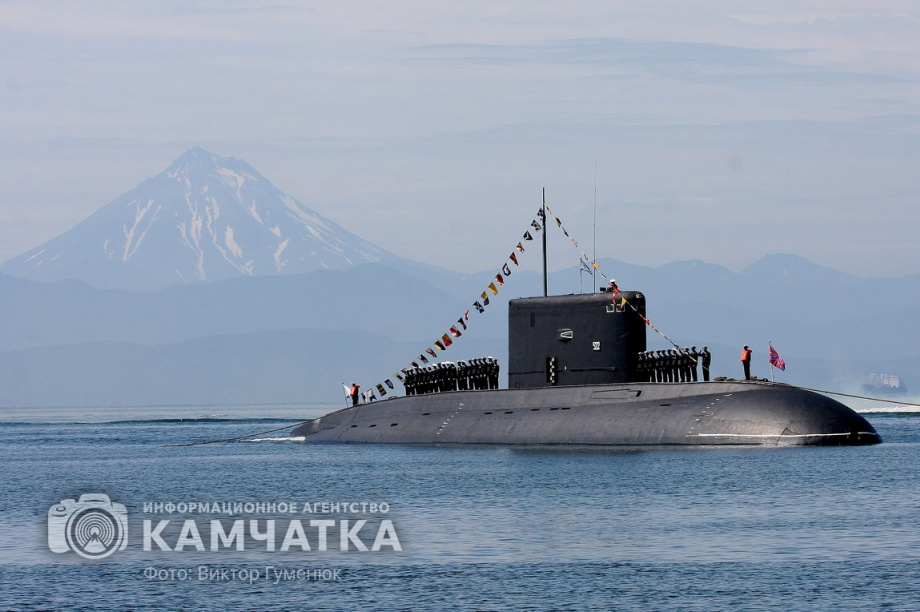 Камчатка празднует День Тихоокеанского флота. Фотоподборка. Фото: Виктор Гуменюк. Фотография 9