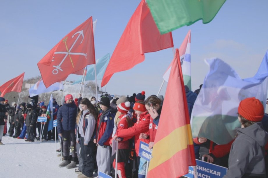 Юные горнолыжники боролись за медали на соревнованиях  «Вулканы России». Фото: kamgov.ru (архив). Фотография 1