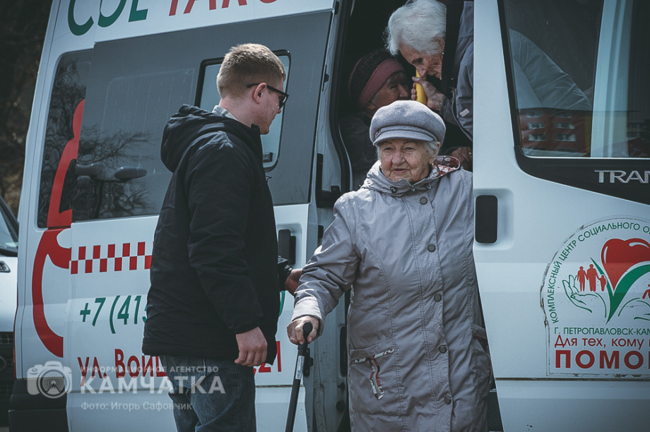 В честь 80-й годовщины Дня Победы на Камчатке провели рекордный автопробег  . . Фотография 17
