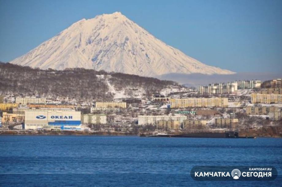Руководство МЧС Камчатки намерено наградить пожарного, который спас тонущую девушку. Фото: Сергей Коновалов
