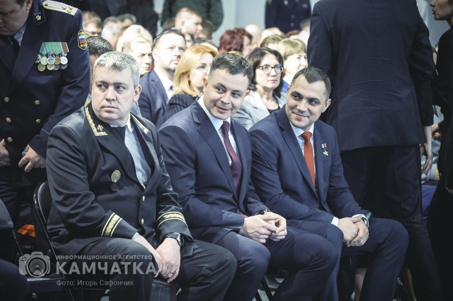 Губернатор Камчатского края Владимир Солодов огласит послание органам власти субъекта (фоторепортаж). Фото: «Камчатка Сегодня» / Игорь Сафончик. Фотография 42