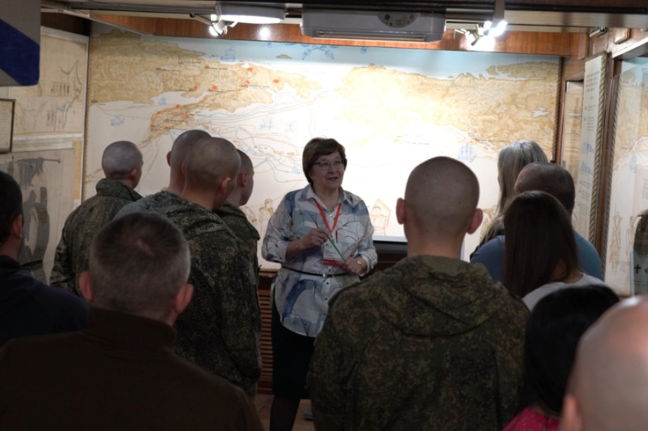 На Камчатке бойцы СВО познакомились с культурой и природой края. Фото: kamgov.ru. Фотография 3