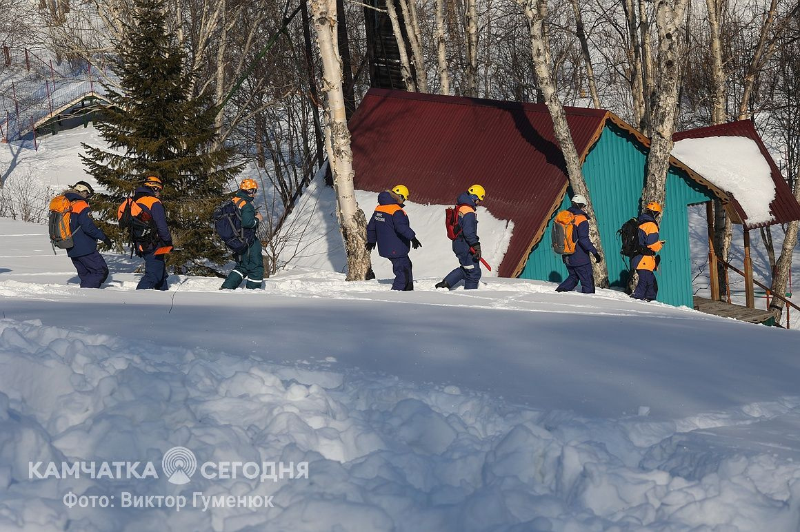 Тренировка по поиску людей в лавинах на Камчатке. Фоторепортаж. Фото: Виктор Гуменюк/ИА "Камчатка". Фотография 31