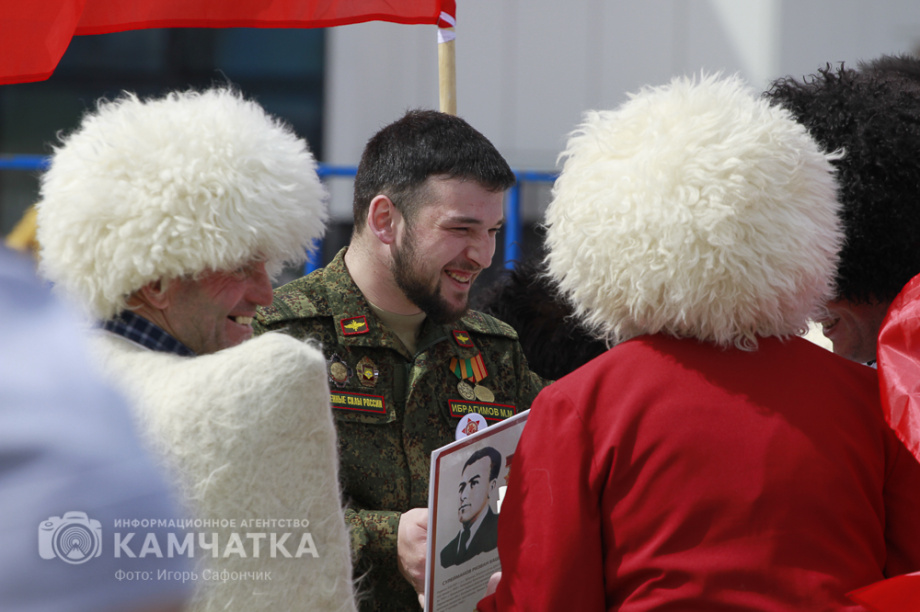 «Бессмертный полк» прошел по Петропавловску-Камчатскому. Фото: ИА "Камчатка". Фотография 48