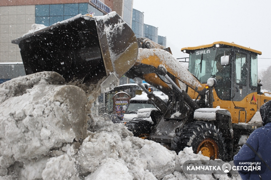 Апрельский снег. Фото: Виктор Гуменюк / информационное агентство "Камчатка". Фотография 4