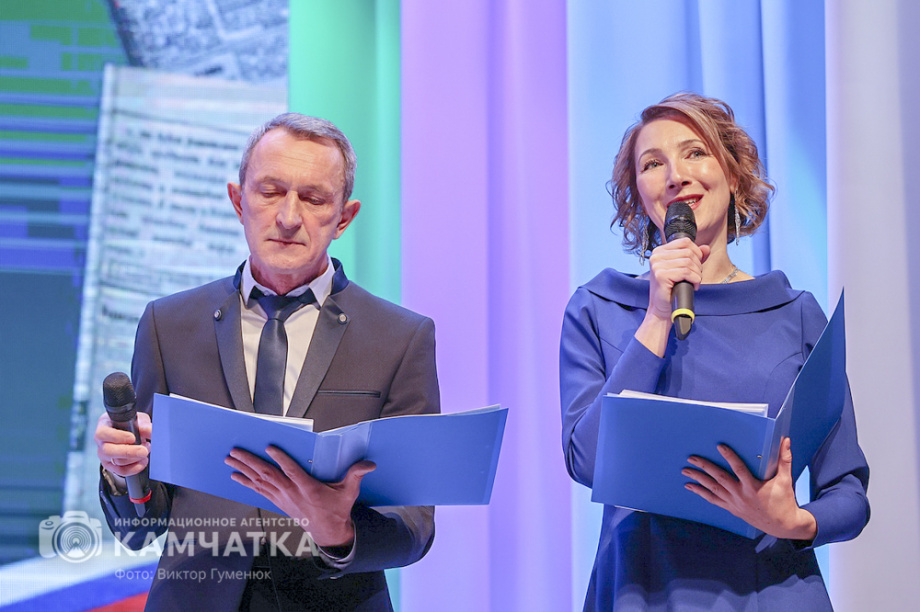 Впервые вручены звания «Почетный журналист Камчатского края» — сегодня День Российской печати. Фото: Виктор Гуменюк\Солодов. BRIEF. Фотография 7