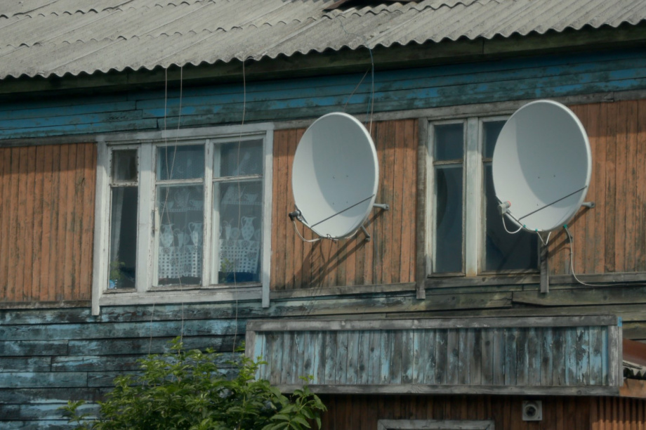 Ветхие дома в Тигиле обещают признать аварийными к концу года. Фото: правительство Камчатского края. Фотография 1