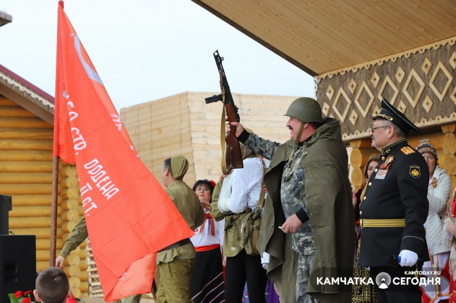 В честь Дня Победы. Фото: Виктор Гуменюк. Фотография 17