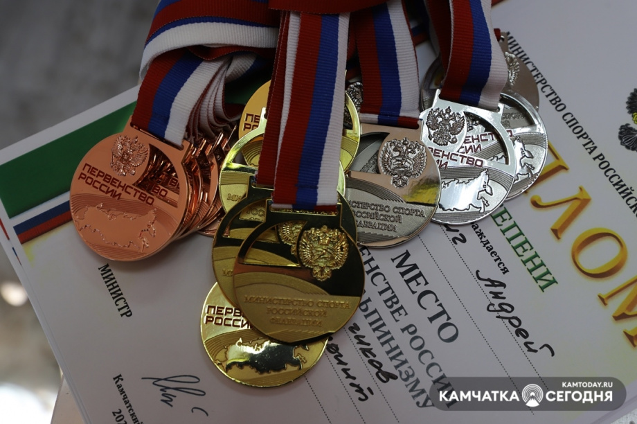 Ски-альпинисты завешают сезон. Фото: Виктор Гуменюк / информационное агентство "Камчатка". Фотография 45