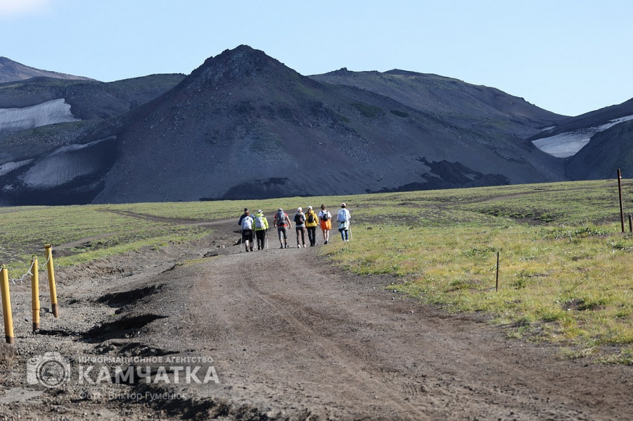 День вулкана на Камчатке собрал почти 2000 восходителей. фото: Виктор Гуменюк. Фотография 65