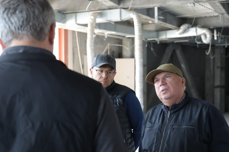 Наказание будет заслуженным — губернатор Камчатки об ответственности за срыв сроков сдачи театра кукол. Фото: kamgov.ru. Фотография 2