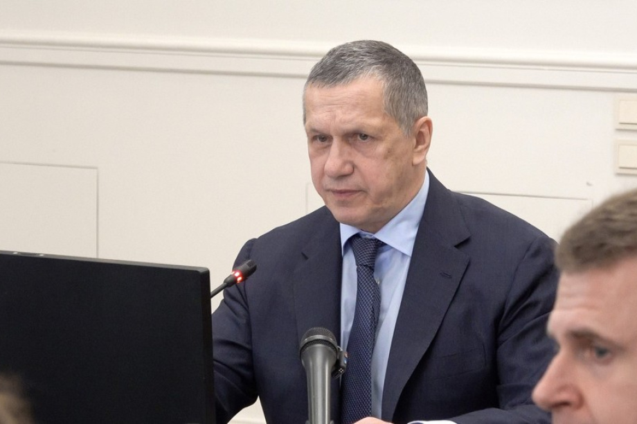 Юрий Трутнев: Россия движется вперёд, а Дальний Восток осваивает выпуск дронов и микроэлектроники. http://government.ru/gov/persons/21/photos/