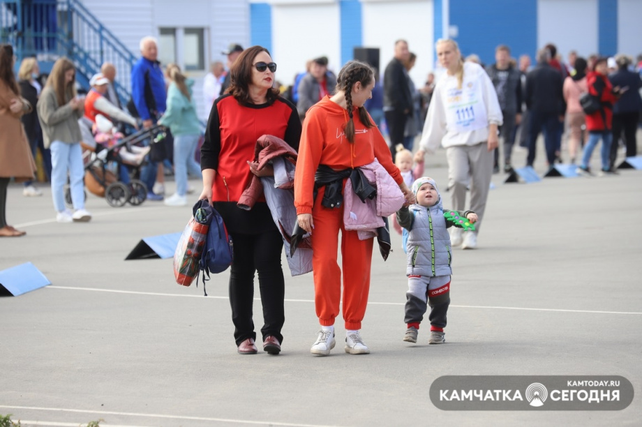 «Кросс нации 2021»: фоторепортаж Виктора Гуменюка. Фото: Виктор Гуменюк / информационное агентство «Камчатка». Фотография 28