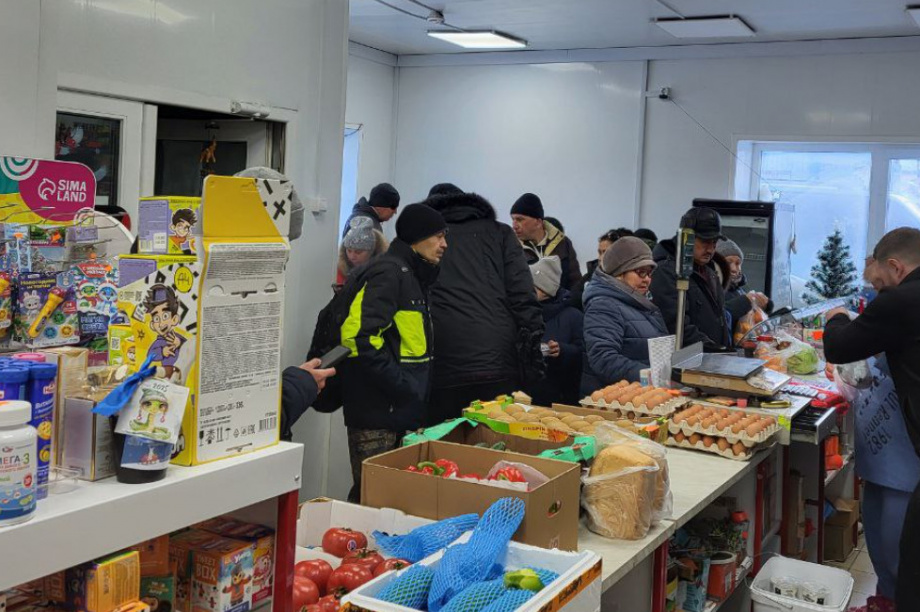 В Никольское на острове Беринга доставили продовольствие и почту. Фото: kamgov.ru. Фотография 3
