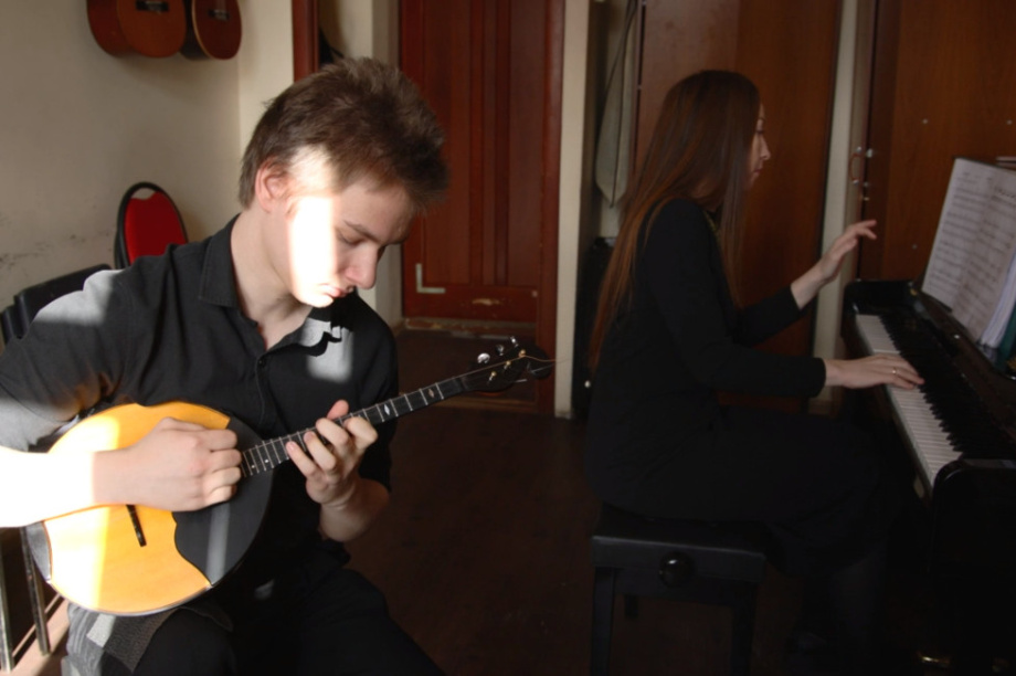 Новые инструменты и оборудование вдохнули жизнь в колледж искусств на Камчатке. Фото: kamgov.ru. Фотография 3