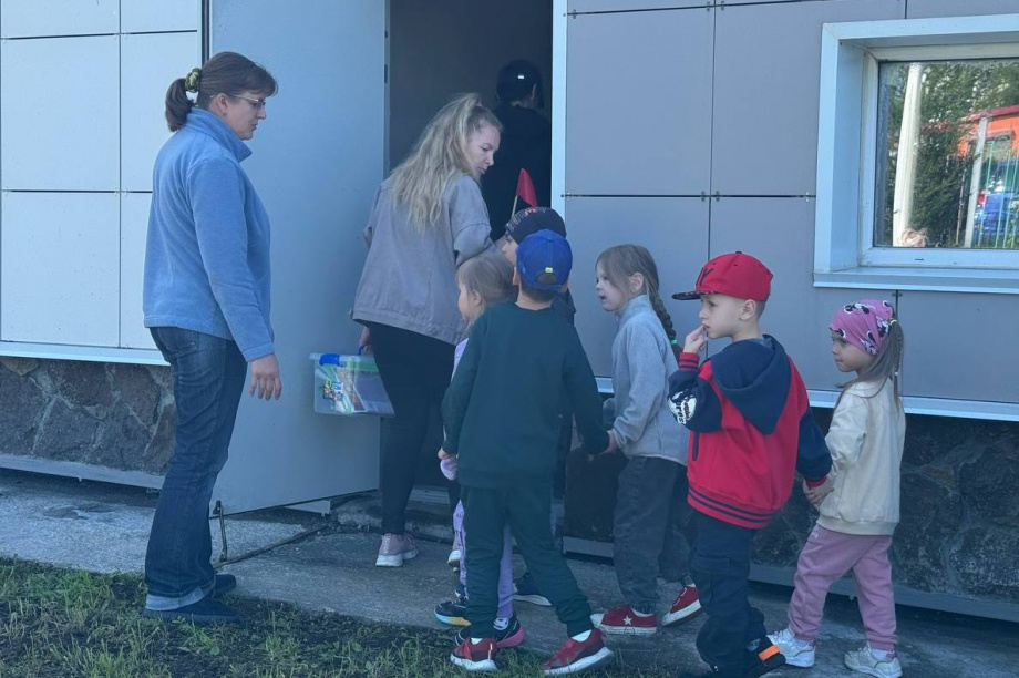 Учения по гражданской обороне прошли в детском саду №3 в столице Камчатки. Фото: kamgov.ru. Фотография 10