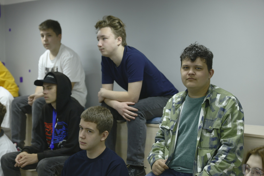 IThub колледж принял первых студентов в Камчатском крае. Фото: kamgov.ru. Фотография 1