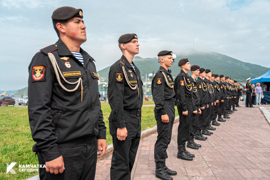 День государственного флага России отметили на Камчатке. Фоторепортаж. . Фотография 10