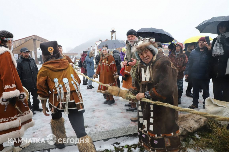 Корякский обрядовый праздник Хололо отметили в Петропавловске-Камчатском. Фоторепортаж. Фото: Виктор Гуменюк\ИА "Камчатка". Фотография 20