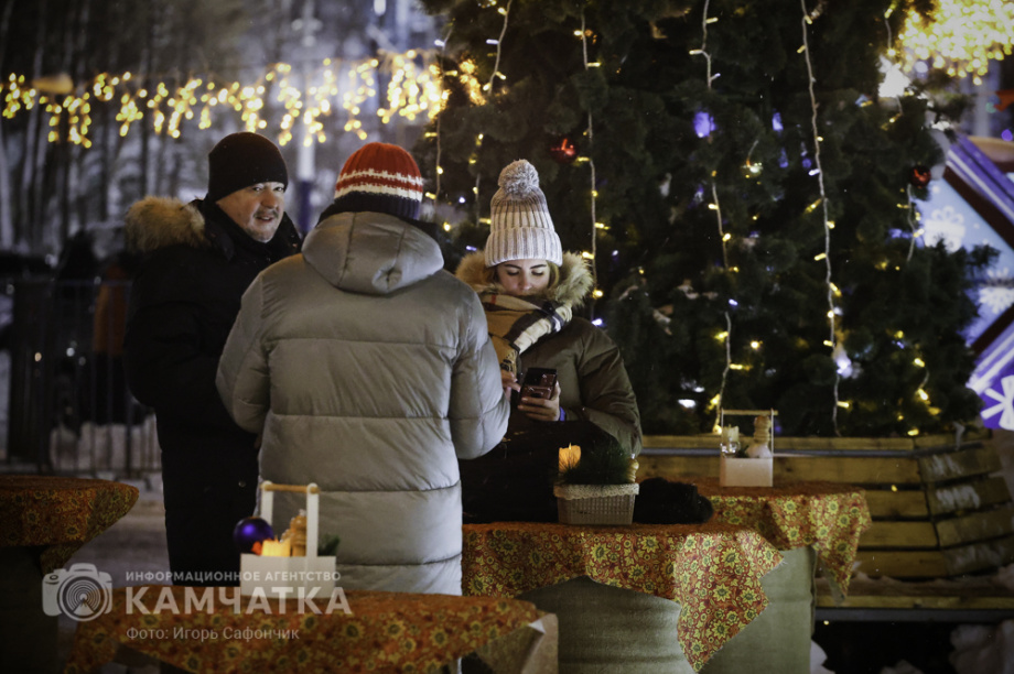 Новогодняя ночь в Петропавловске-Камчатском (фоторепортаж). . Фотография 16