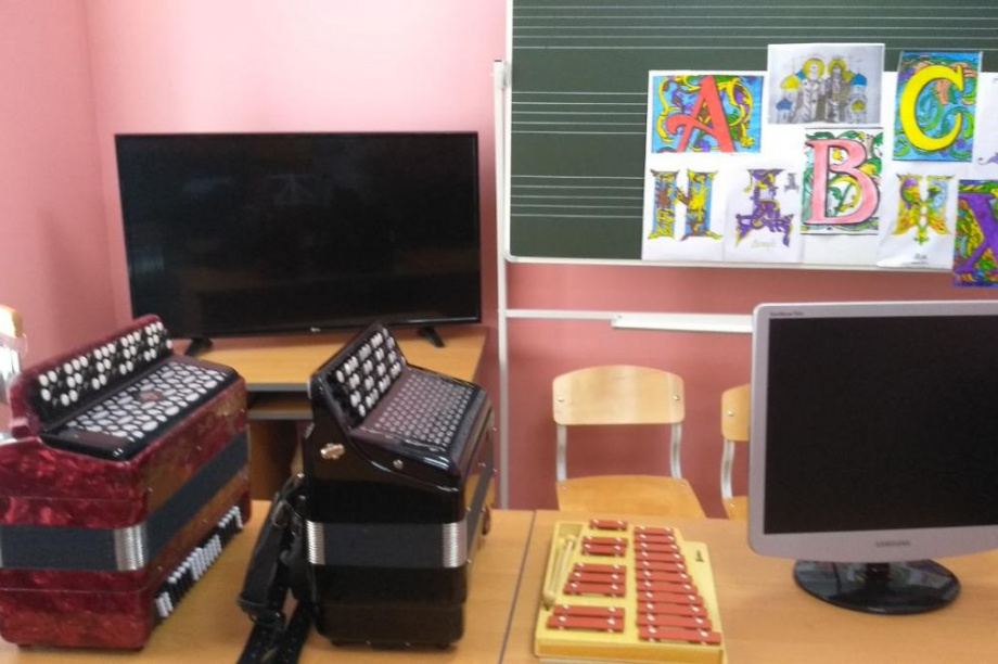 Новая мебель появится в музыкальной школе на Камчатке. фото: kamgov.ru