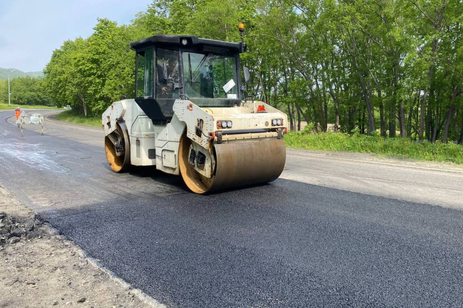 Асфальтирование дороги к ТЭЦ-2 начали в Петропавловске-Камчатском. Фото: kamgov.ru. Фотография 10