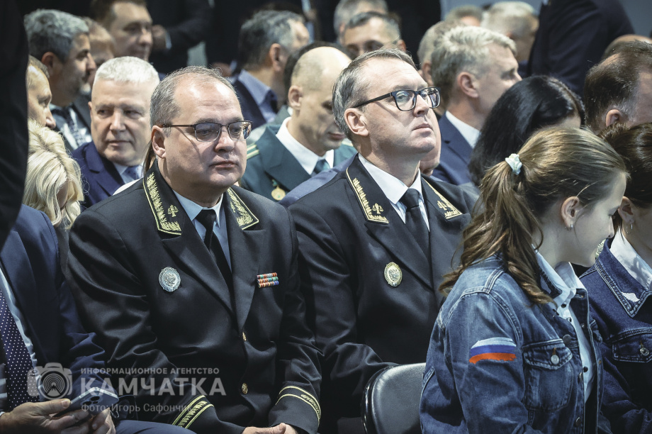 Губернатор Камчатского края Владимир Солодов огласит послание органам власти субъекта (фоторепортаж). Фото: «Камчатка Сегодня» / Игорь Сафончик. Фотография 38