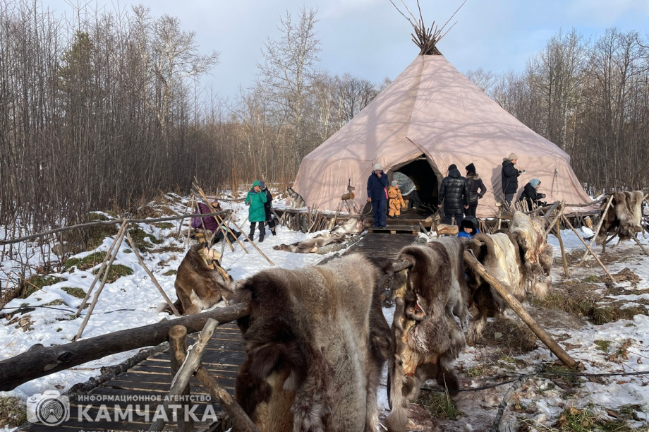 Обрядовый праздник Хололо отметили в Паратунке 9 ноября. фото: Игорь Ходжер. Фотография 20