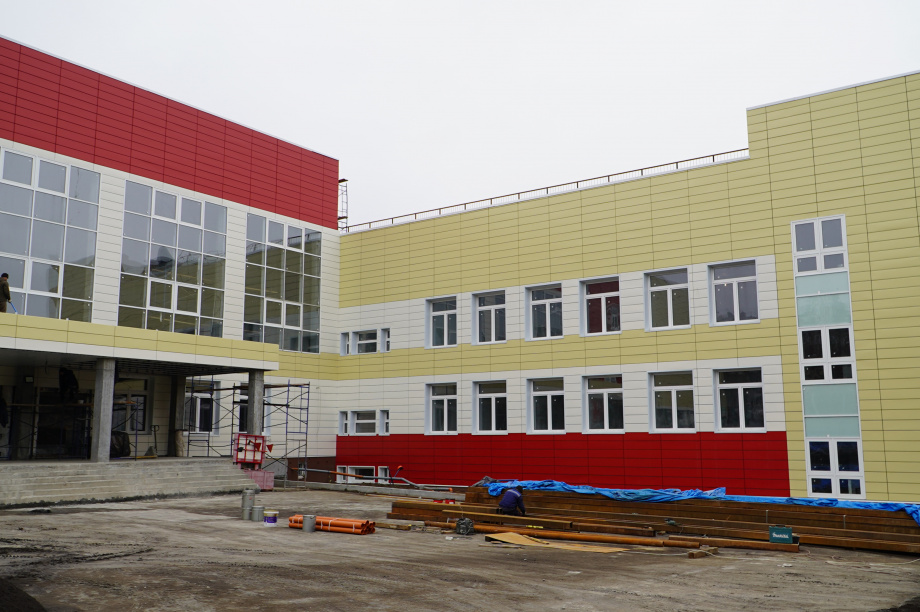 Чистовая отделка началась в новом корпусе петропавловской школы №33. Фото: kamgov.ru. Фотография 6