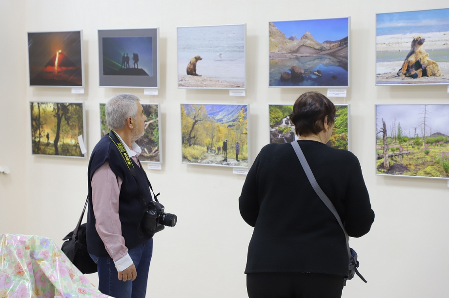 Выставка "А жизнь продолжается" открылась в художественном музее на Камчатке. Фоторепортаж. Фото: В. Гуменюк. Фотография 21