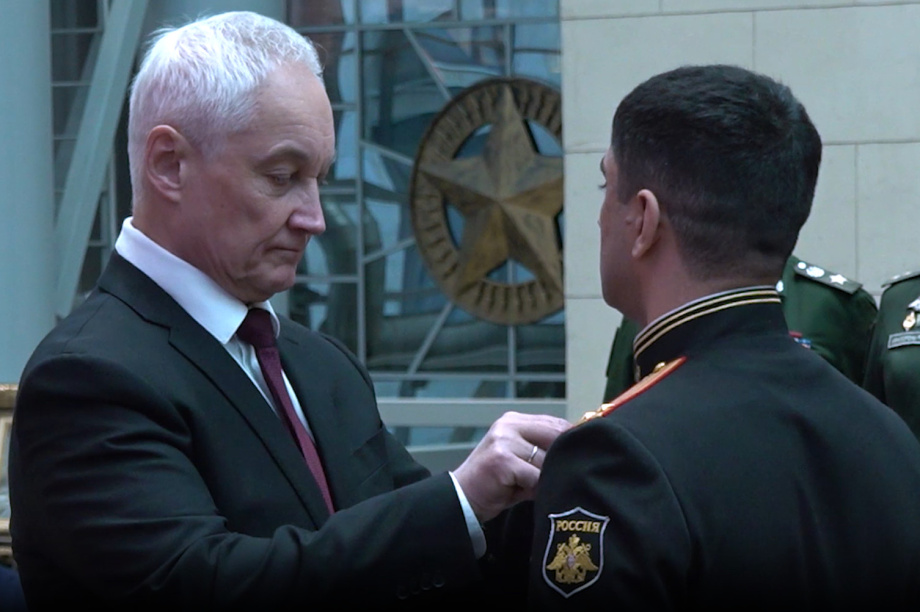 Подполковник Хантемир Султанов получил звание «Героя России». Фото: Министерство обороны России. Фотография 2