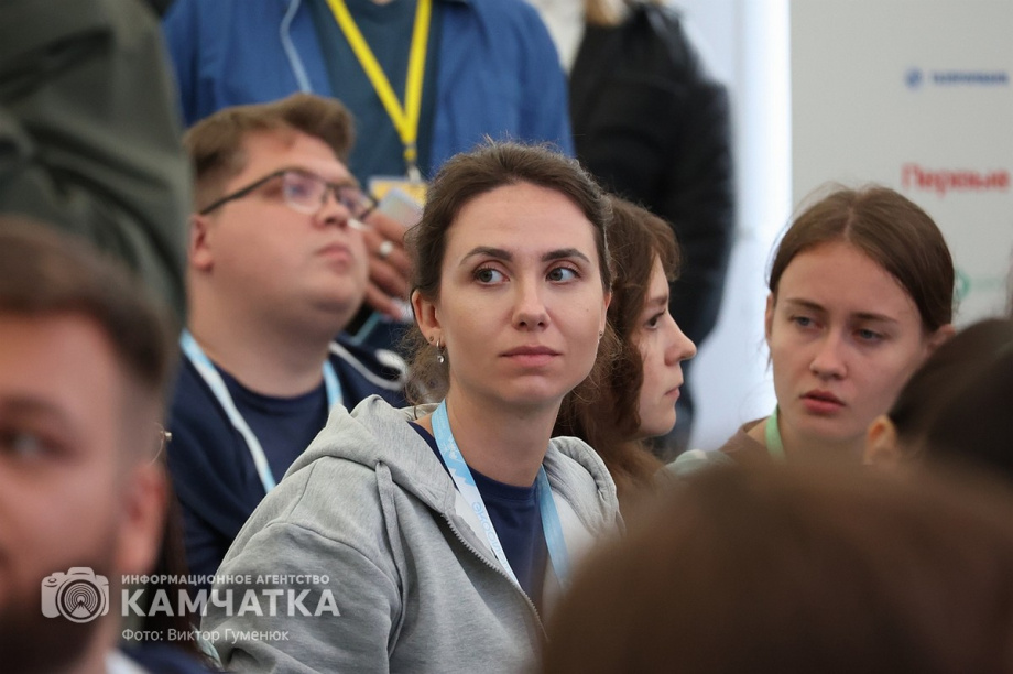 Всероссийский молодежный форум «Экосистема. Заповедный край» стартовал на Камчатке. Фоторепортаж. фото: Виктор Гуменюк. Фотография 12